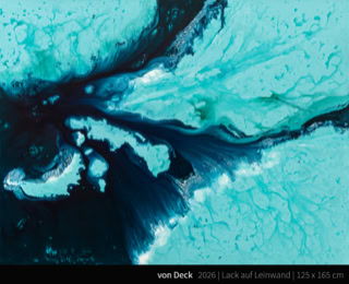 von Deck - Egal wie oft, wie lange, zu welcher Tages- oder Nachtzeit, das Meer fasziniert mich mit seiner schier unendlichen Variation von Farbe, Licht und Form. Mal ist das Wasser dunkler als der Himmel, mal ist es genau umgekehrt, dann wieder ist der Horizont kaum oder garnicht auszumachen … mal wild, mal still, mal wie ein Spiegel … nur eins ist immer sicher: