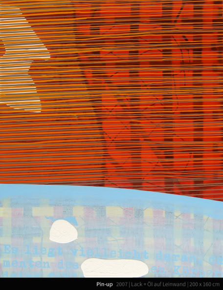 Pin-up - Ein Pin-up ist ein Bild, das üblicherweise eine Frau in erotischer Pose zeigt und an eine Wand geheftet wird. Man kann die Illustrationen mit dem Motiv schöner Frauen in drei Kategorien unterteilen, deren Grenzen zum Teil fließend ineinander übergehen.  Pin-up[Bearbeiten | Quelltext bearbeiten] Ein Pin-up ist ein Ganzfigurenbild mit einem erzählerischen Element. Die Frau auf dem Bild trägt entweder ein figurbetontes Kleidungsstück, das sie außer Haus tragen kann (z. B. Badeanzug, Sportdress oder ein knappes Kleidchen) oder etwas Provokantes, Intimes wie ein Negligé oder Dessous. Nackte Pin-ups sind hingegen, wie bereits erwähnt, die Ausnahme.  Glamour-Girl[Bearbeiten | Quelltext bearbeiten] Die nächste Kategorie, das Glamour-Girl, ist entweder ein Ganz- oder ein Brustbild. Die dargestellte Frau trägt gewöhnlich ein Abendkleid oder ein Kostüm, das weniger freizügig ist als die Bekleidung der Pin-up.  Pretty-Girl[Bearbeiten | Quelltext bearbeiten] Die dritte Kategorie ist die der Pretty-Girls. Sie wurden von Illustratoren gezeichnet, die für „seriöse“ Zeitschriften tätig waren. Die Frauen auf den Bildern waren im Glamour-Stil gemalt. Die Bezeichnungen „Pin-up-Kunst“ und „Glamour-Kunst“ beziehen sich also auf Künstler, die sich auf diese Sparte spezialisiert hatten. Unter „Pretty-Kunst“ versteht man fast immer Motive von Künstlern, die sich normalerweise auf andere Genre konzentrierten.