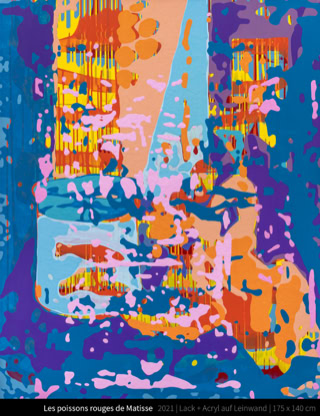 Les poissons rouges de Matisse - Le poisson rouge, originaire d’Asie, fut introduit en Europe au XVIIe siècle. Vers 1912, les poissons rouges devinrent un sujet récurrent dans l’œuvre d’Henri Matisse. Ils apparaissent dans pas moins de neuf de ses tableaux, ainsi que dans ses dessins et gravures. Les Poissons rouges de 1912 fait partie d’une série produite par Matisse entre le printemps et le début de l’été 1912. Cependant, la singularité de cette œuvre est que l’accent est mis sur les poissons eux-mêmes.  Couleur  Les poissons rouges attirent d’emblée notre regard en raison de leur couleur. Cet orange vif contraste fortement avec les roses et les verts plus subtils qui entourent le bocal et le fond bleu-vert. Le bleu et l’orange d’une part, le vert et le rouge d’autre part, étant des couleurs complémentaires, lorsqu’ils sont juxtaposés, ils apparaissent particulièrement lumineux. Cette technique fut largement utilisée par les Fauves et est particulièrement frappante dans une toile plus ancienne de Matisse, Le Bonheur de vivre. Bien qu’il ait par la suite adouci sa palette, cet orange audacieux rappelle les années fauves de Matisse, qui continuèrent d’influencer son sens chromatique tout au long de sa carrière.